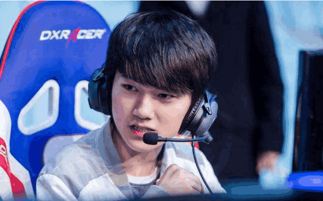 弗兰在中下 弗兰在中下