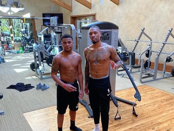 空间与对抗 空间与对抗